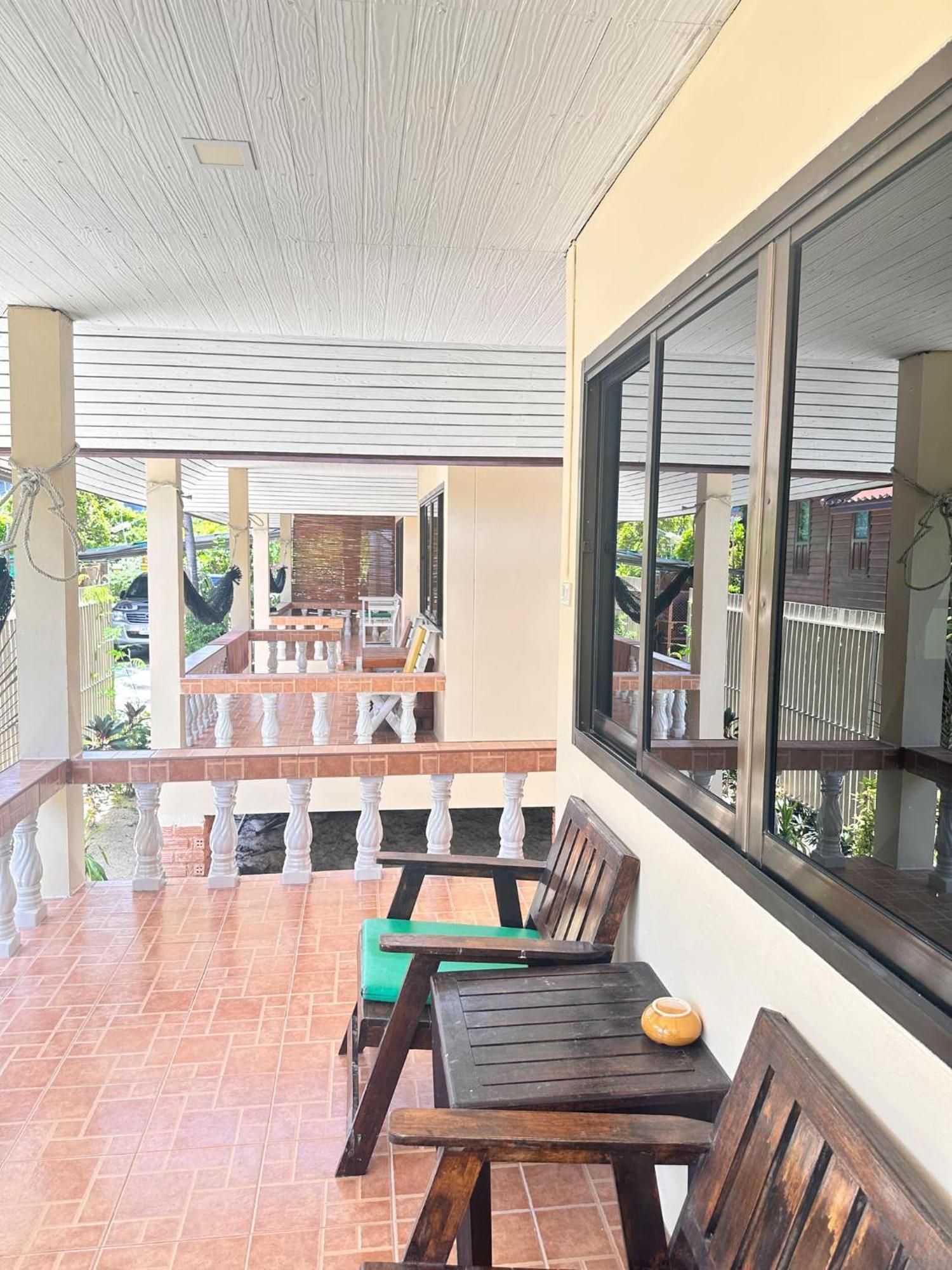 Ibiza Bungalows Haad Yao Esterno foto