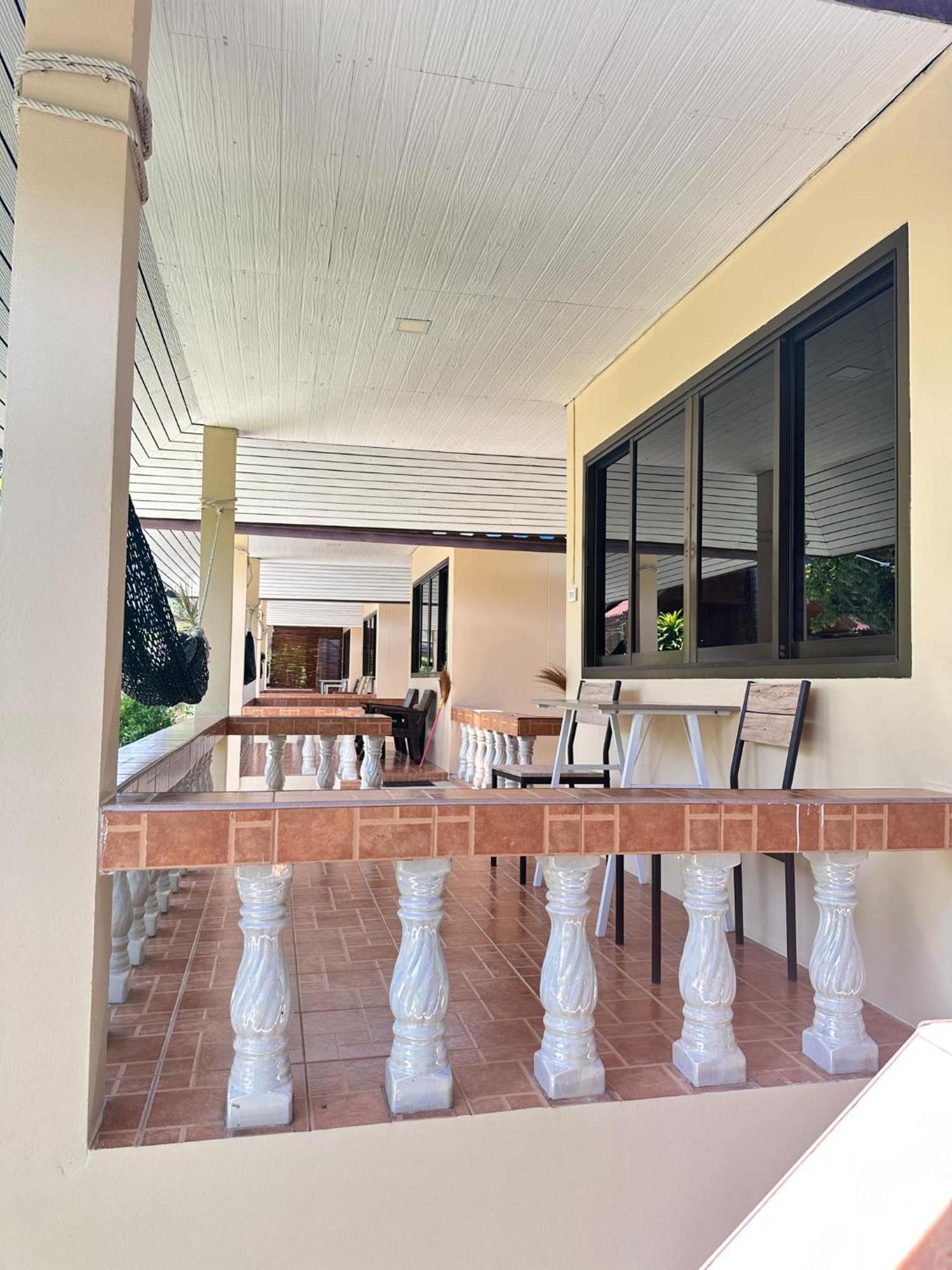 Ibiza Bungalows Haad Yao Esterno foto